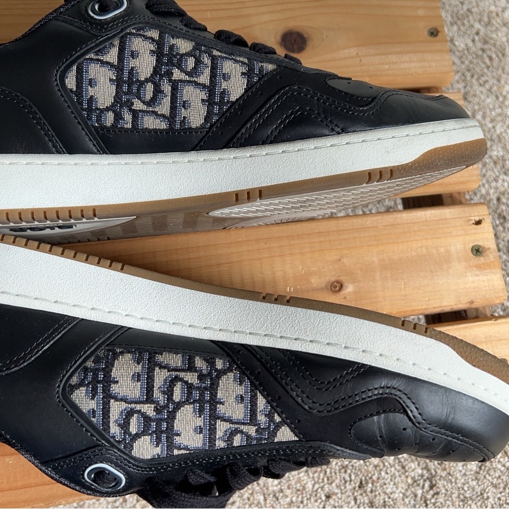 Dior Men's Black and Cream Patterned Sneakers